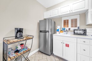 Fridge, microwave, oven, stovetop - Gulf Place 221 Near Beach in 30A (Santa Rosa Beach)