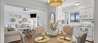 Renovated 2BR/2BA Hilton Head Condo-Queen, Full & Twin Bunk Beds, Steps to Beach