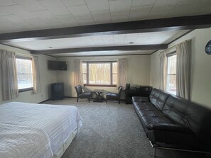 1 bedroom, iron/ironing board, free WiFi, bed sheets - Marvelous 1-bedroom apartment in charming Delaware (Delaware)