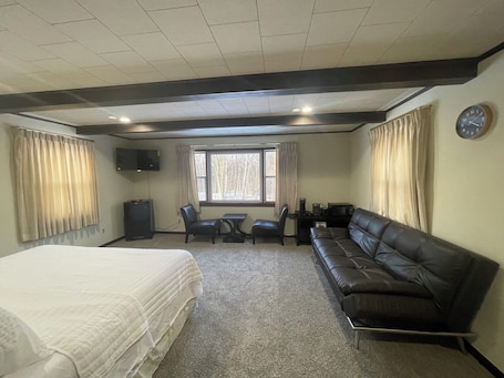 1 bedroom, iron/ironing board, free WiFi, bed sheets. Marvelous 1-bedroom apartment in charming Delaware
