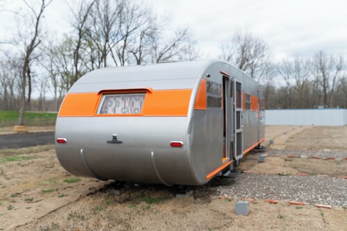1952 Royal Spartanette Trailer @ Teepee Drive-In