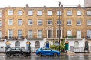 Exterior - Blueground | Marylebone, view, nr Regent's Park (London)
