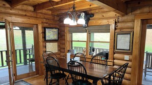 Dining - Lavender Gap Farm. True Log cabin on 12 acre flower farm. Near AT / Nat Forest (Suches)