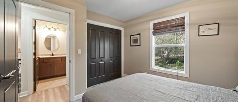 3 sovrum, strykjärn/strykbräda, gratis wi-fi och sängkläder