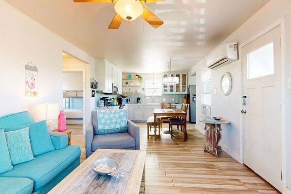 Interior - Pet Friendly, Golf Cart Accessible, Old Town Port A (Port Aransas)