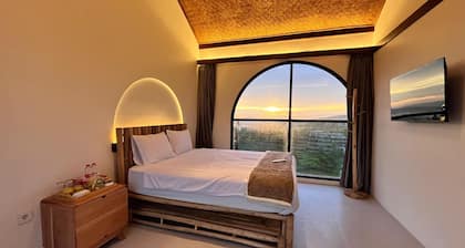 Happynest Glamping and Villa Dieng