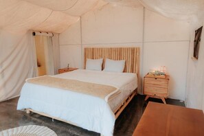 Superior Double Room, Patio, Lake View | Desk, iron/ironing board, free WiFi - Happynest Glamping and Villa Dieng (wonosobo)