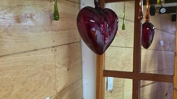 Quarto quádruplo, vista para a montanha | Parte interna