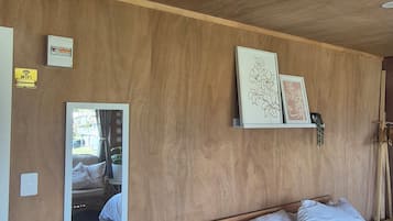 1 Schlafzimmer, Schreibtisch, Reisekinderbett, kostenloses WLAN