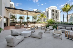 Terrace/patio - CRO-2801 Luxury Corner 2 Bedrooms in Downtown Miami (Miami)