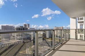Property grounds - CRO-2401 Luxury Corner 2 Bedrooms in Downtown Miami (Miami)