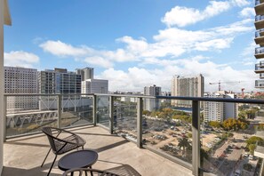 Property grounds - CRO-1614 Luxury Corner 2 Bedrooms in Downtown Miami (Miami)