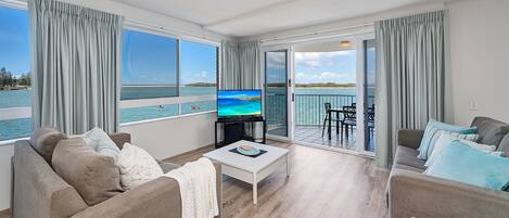 スマートテレビ