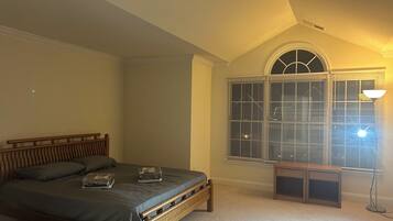 3 makuuhuonetta, ilmainen Wi-Fi, vuodevaatteet