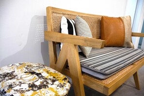Interior - THE QUARTERS #2 Centrally located modern 2 bed unit featuring stylish decor (East Tamworth)