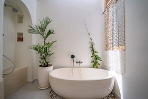 Villa, 3 Bedrooms, Private Pool | Bathroom - Villa Marysol Uluwatu (Uluwatu)