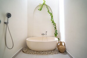 Villa, 3 Bedrooms, Private Pool | Bathroom - Villa Marysol Uluwatu (Uluwatu)