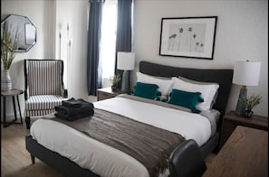 WiFi, bed sheets - Comfortable Studio Near Downtown LA (Los Angeles)