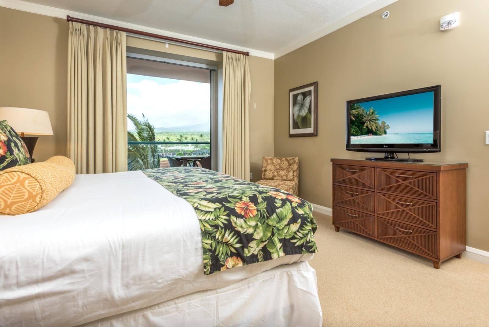 3 bedrooms, iron/ironing board, travel crib, WiFi