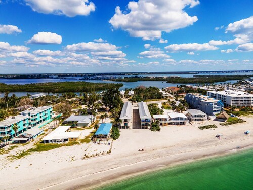 Sunburst Gulffront – Beach, Bay & Gulf Views