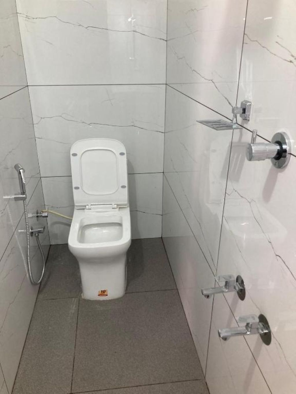 Shower, towels, soap
