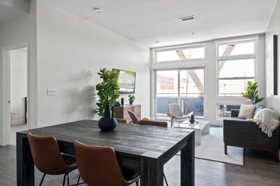 Mile High Muse Lifestyle Loft Espadin Lohi