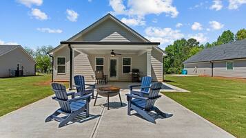 House (3 Bedrooms) | Front of property