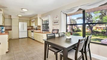Casa (3 Bedrooms) | Parte interna