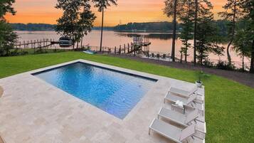 House (Multiple Bedrooms) | Front of property