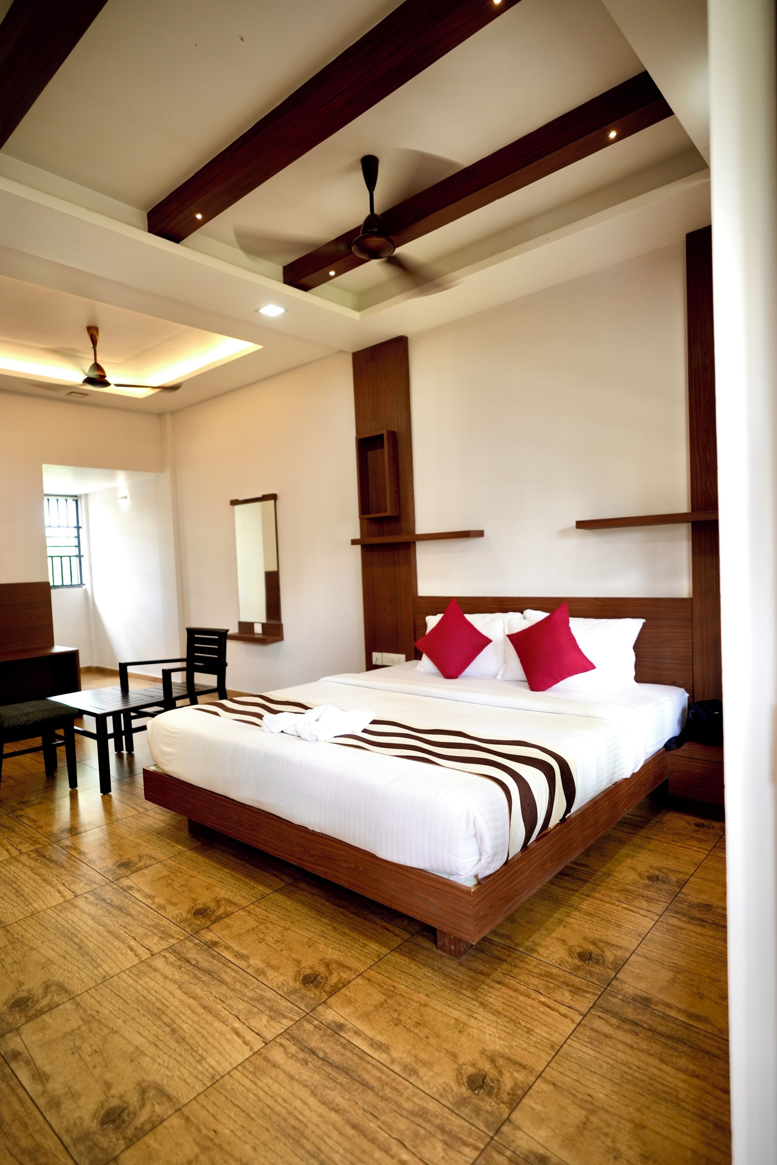 Family Double Room, Lake View