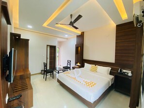 Classic Double Room, Courtyard View - DREAM LAND VIEW RESORT (Kochi)