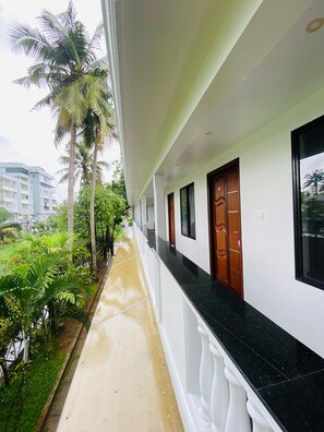 Property grounds - DREAM LAND VIEW RESORT (Kochi)