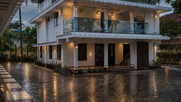 Bagian depan properti