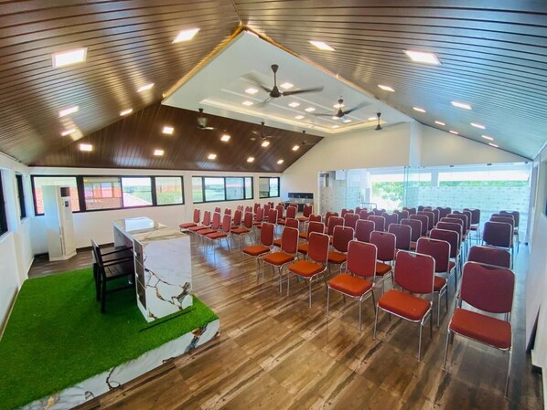 Meeting facility - DREAM LAND VIEW RESORT (Kochi)
