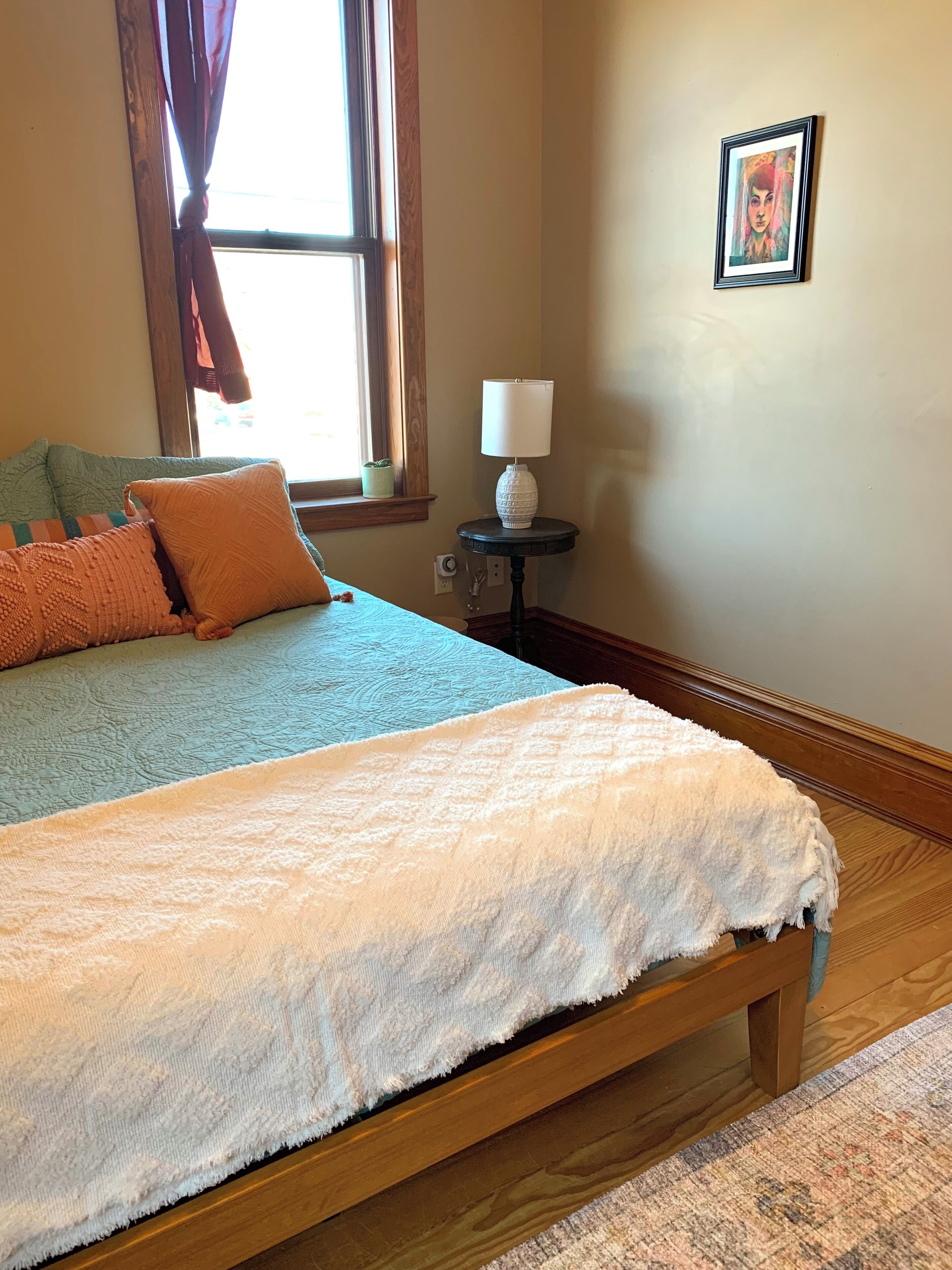 2 bedrooms, iron/ironing board, travel cot, free WiFi