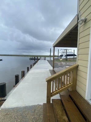 Property grounds - Legend Oaks Room 2 over the water (Gautier)