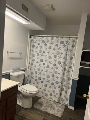 Towels - Legend Oaks Room 7 on the hill (Gautier)