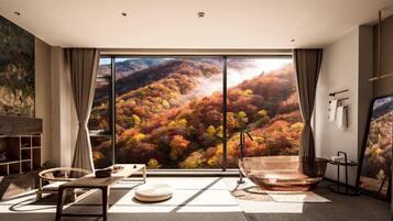 Luxury-Maisonette, Mehrere Betten, Bergblick, Zwischengeschoss | Ausblick vom Zimmer