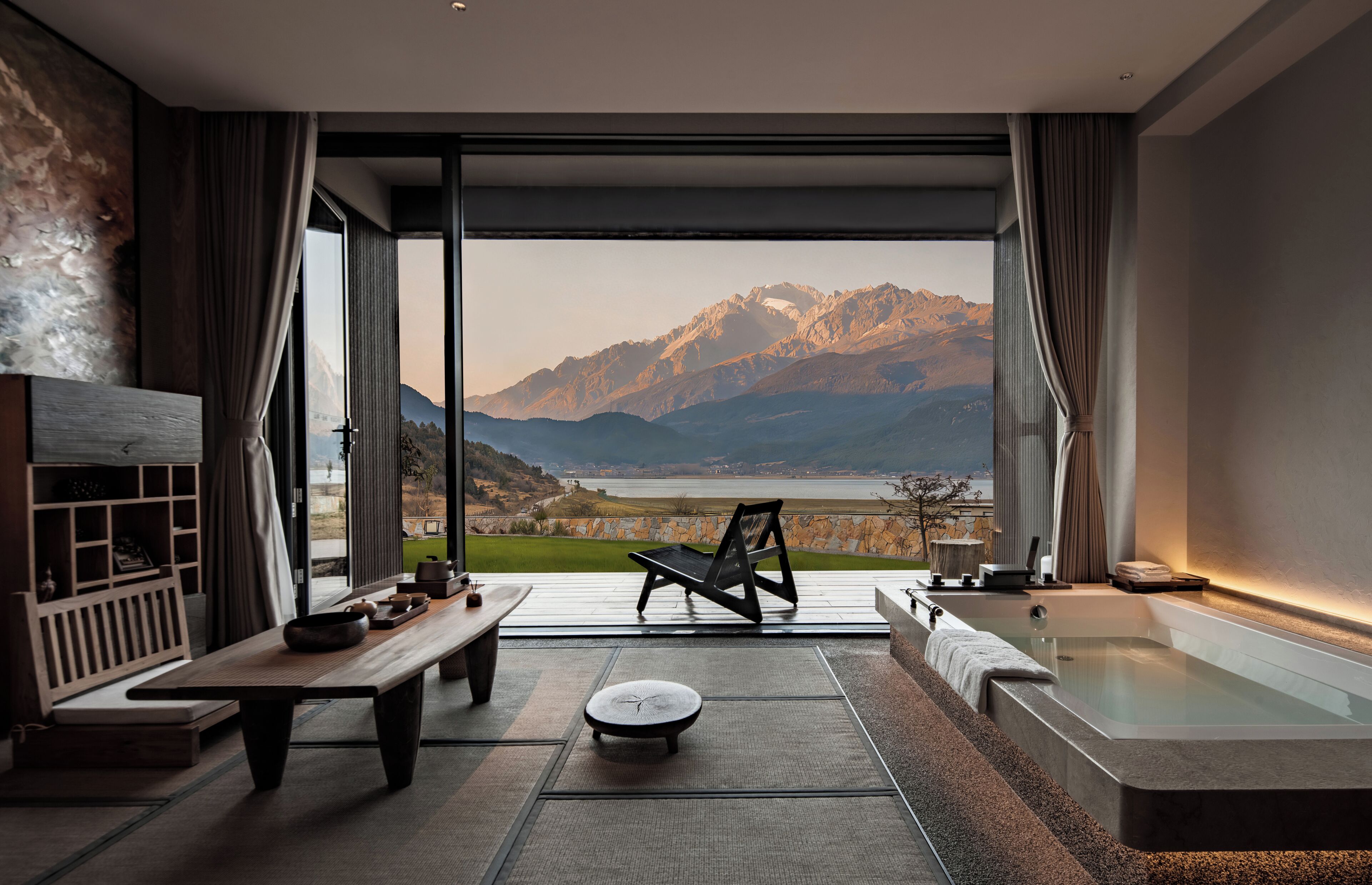 Lyxigt tvåbäddsrum - flera sängar - icke-rökare - utsikt mot bergen | Utsikt från rummet