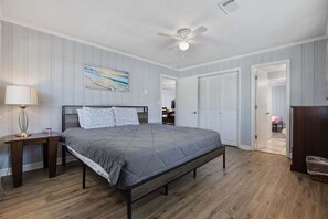 4 bedrooms, desk, iron/ironing board, travel cot - Classic 4BR w/ Heated Pool + Outdoor Lounge Area (North Myrtle Beach)