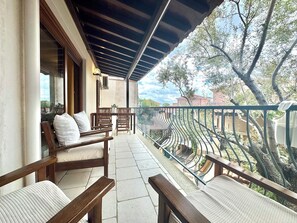 Terrace/patio - " Sea Whisper Joy Collection " (Santa Maria Navarrese)