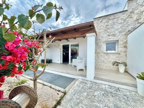 Exterior detail - " Villa with Jacuzzi Joy Collection " (Arbatax)