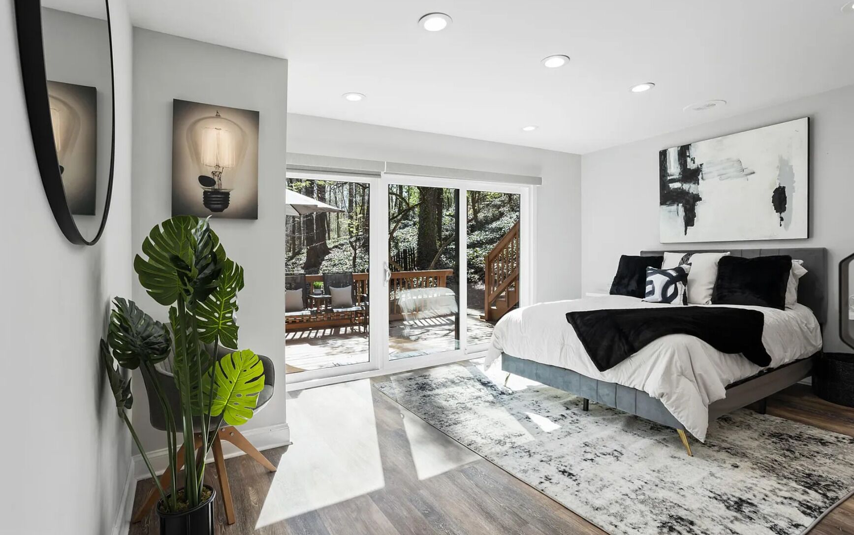 3 bedrooms, iron/ironing board, travel cot, free WiFi