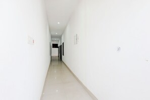 Lobby - Fabhotel Kanha Shiva (Ayodhya)