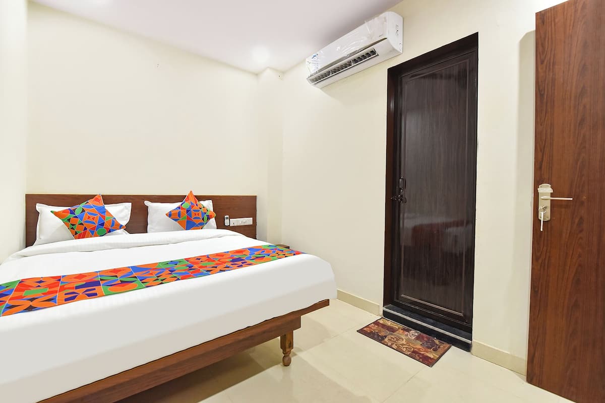 Deluxe Room | Egyptian cotton sheets, premium bedding, free WiFi, bed sheets
