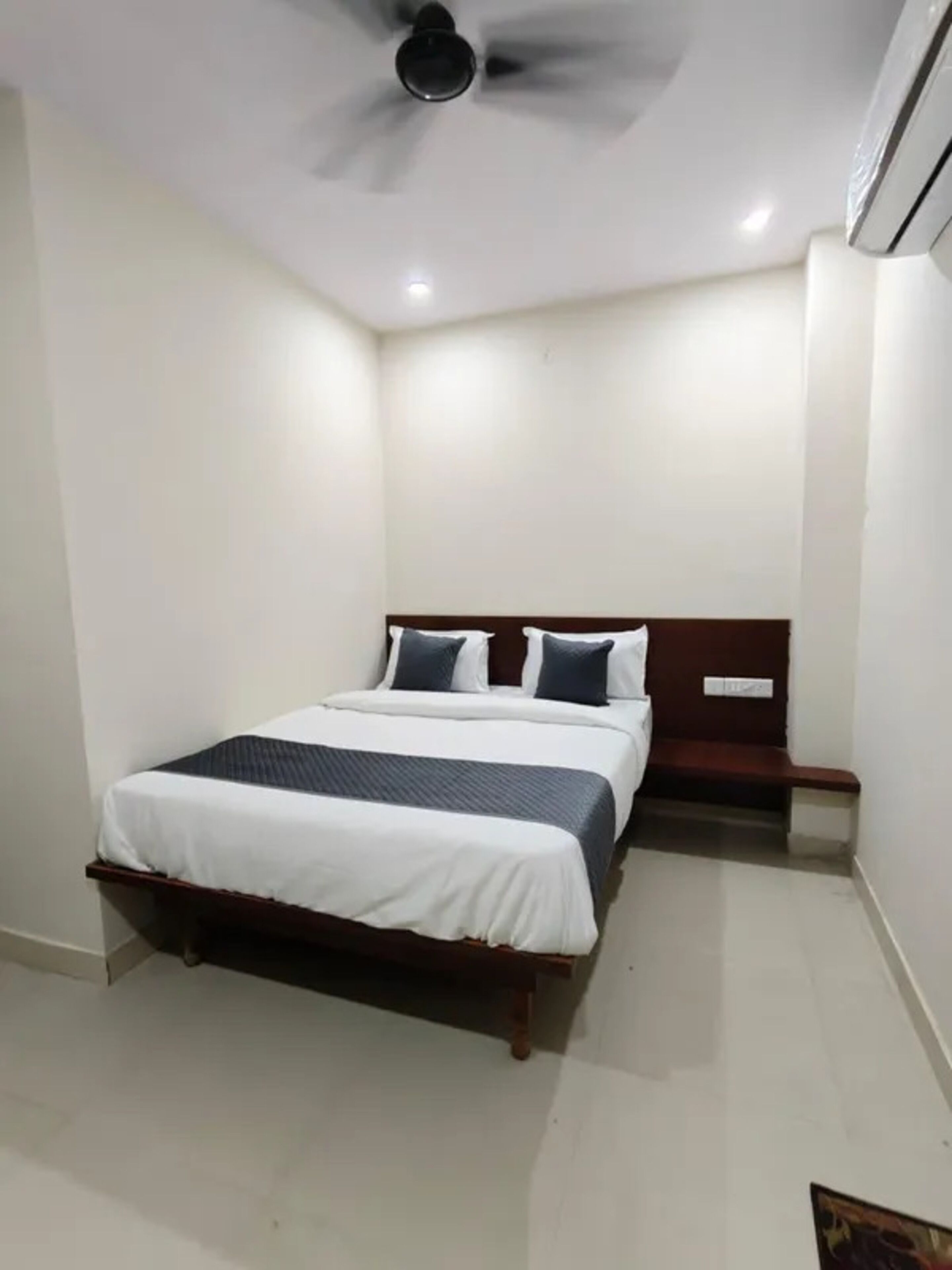 Deluxe Room | Egyptian cotton sheets, premium bedding, free WiFi, bed sheets