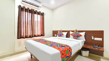 Egyptian cotton sheets, premium bedding, free WiFi, bed sheets