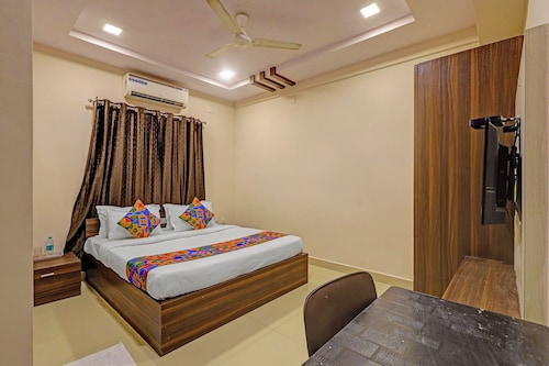 Fabhotel Stay Chill Residency