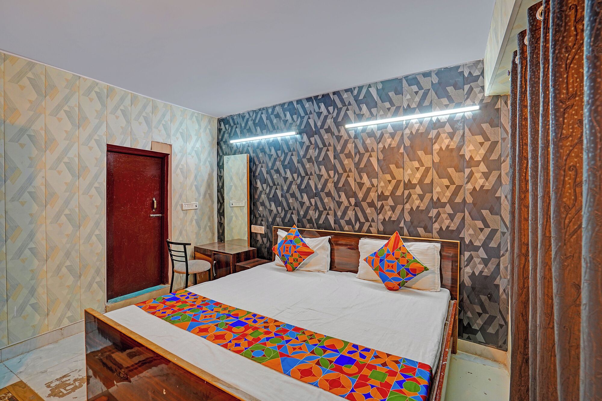 Seprai katun Mesir, seprai premium, Wi-Fi gratis, dan seprai linen