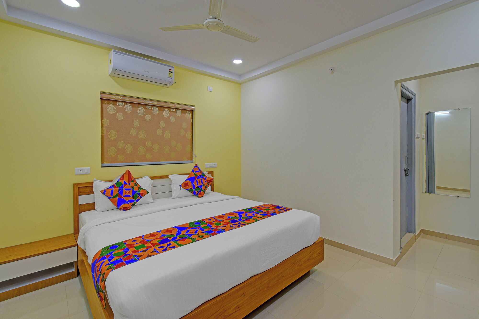 Habitación Deluxe | Sábanas de algodón egipcio, ropa de cama de alta calidad y wifi gratis 